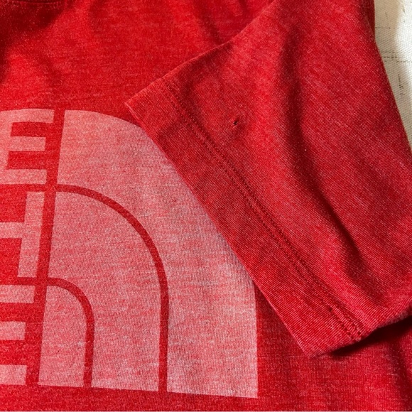 The North Face Men’s Small Brick Color Logo T-Shirt - Preowned - Picture 6 of 7